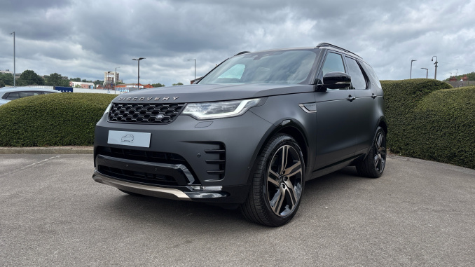 Land Rover Discovery 3.0 D350 Tempest 5dr Auto Diesel Station Wagon - Image 53